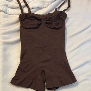 SKIMS Cocoa Shapewear Bodysuit